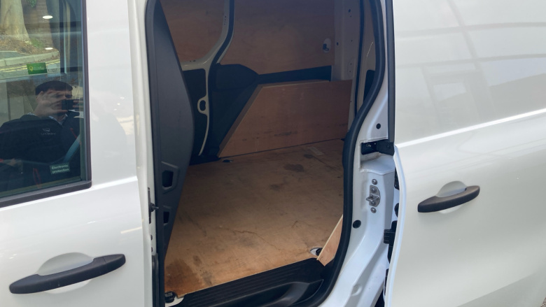 Renault Kangoo L1 Diesel ML19 Blue dCi 95 Advance Van